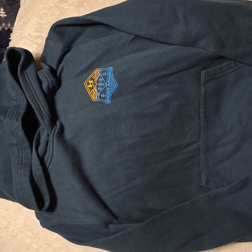 Under Armour Hoodie